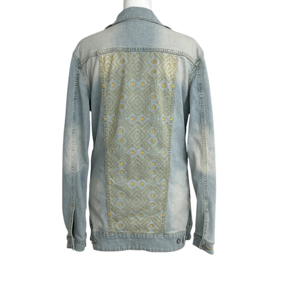 LuLaRoe Jaxon Light Wash Embroidered Denim Jacket (S)